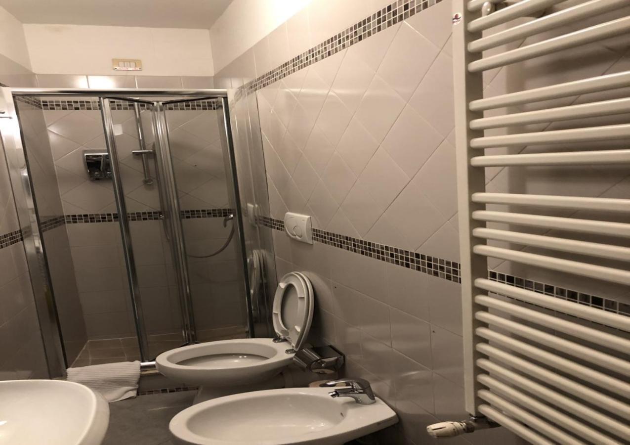 Elide Hotel Rom