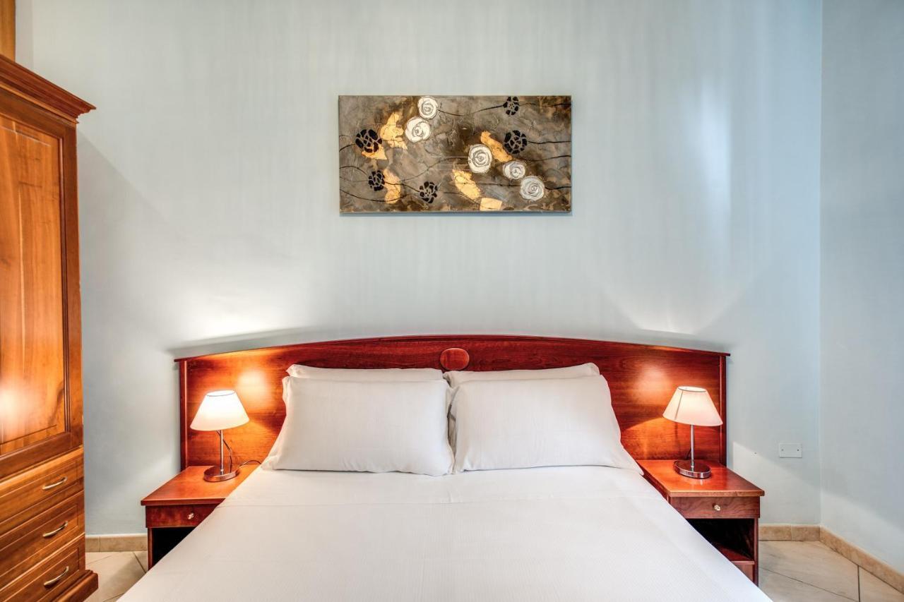 Residenza Praetoria Pensión 3*
