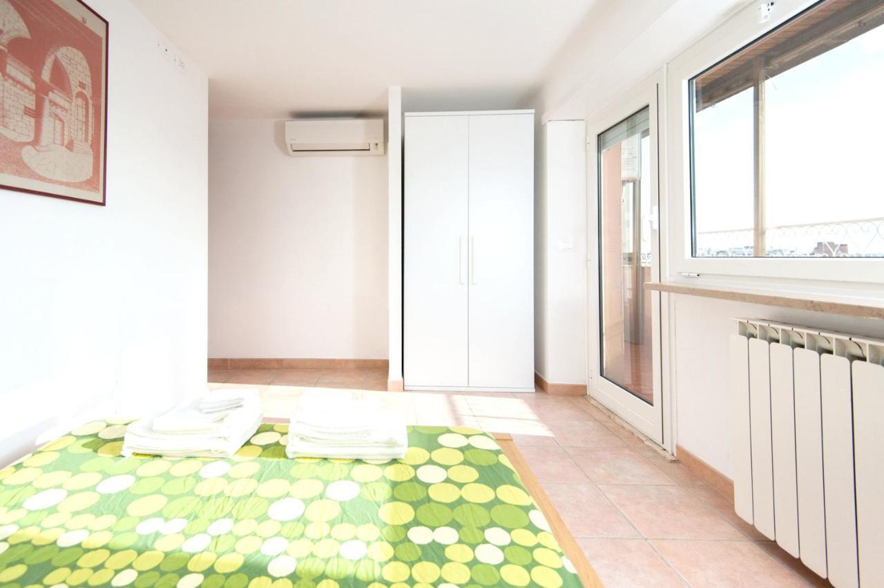 Apartment Via Cesare Algranati *