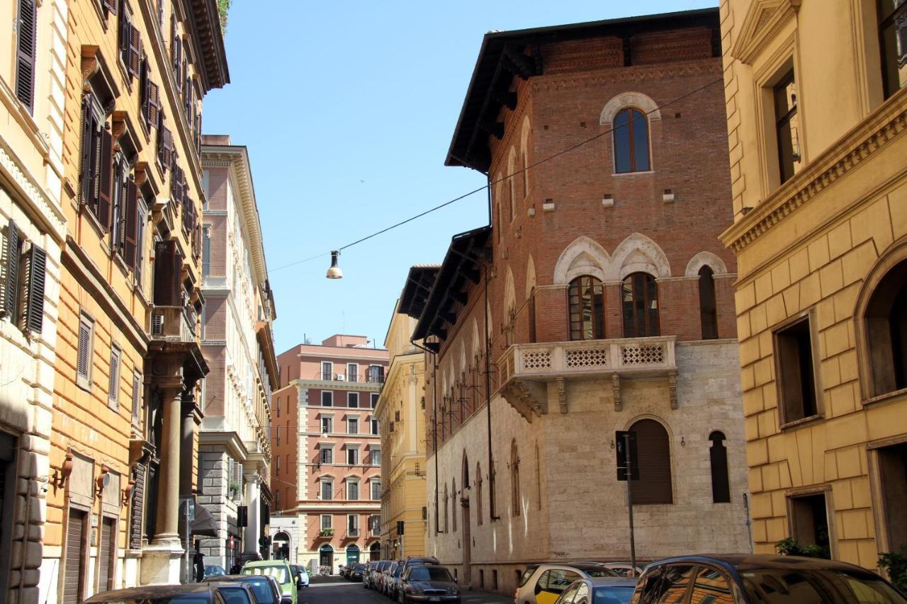 Domus Romantica Pensión Roma