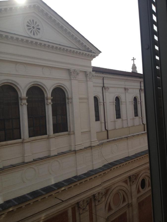 Urbe 2* Roma