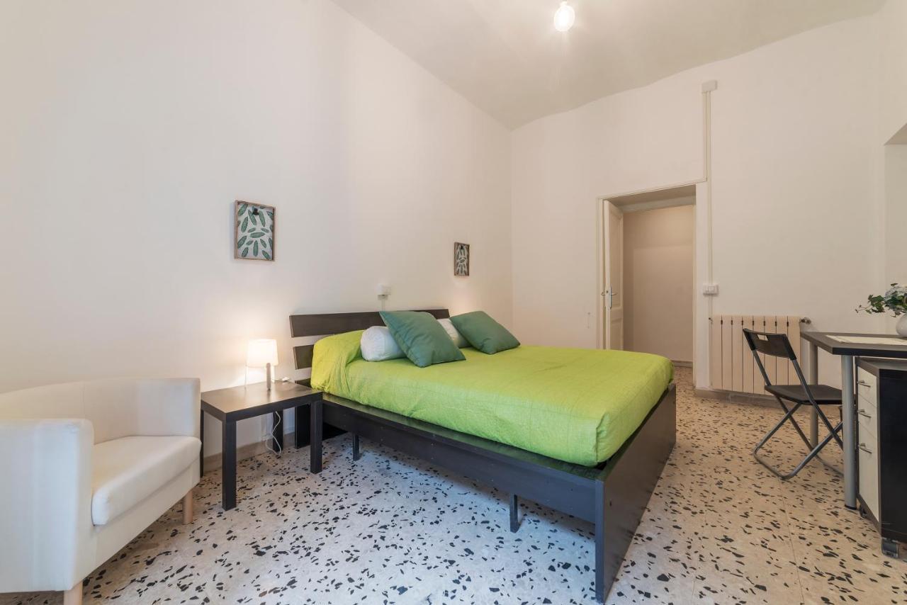 Ad Un Passo Da Borghese