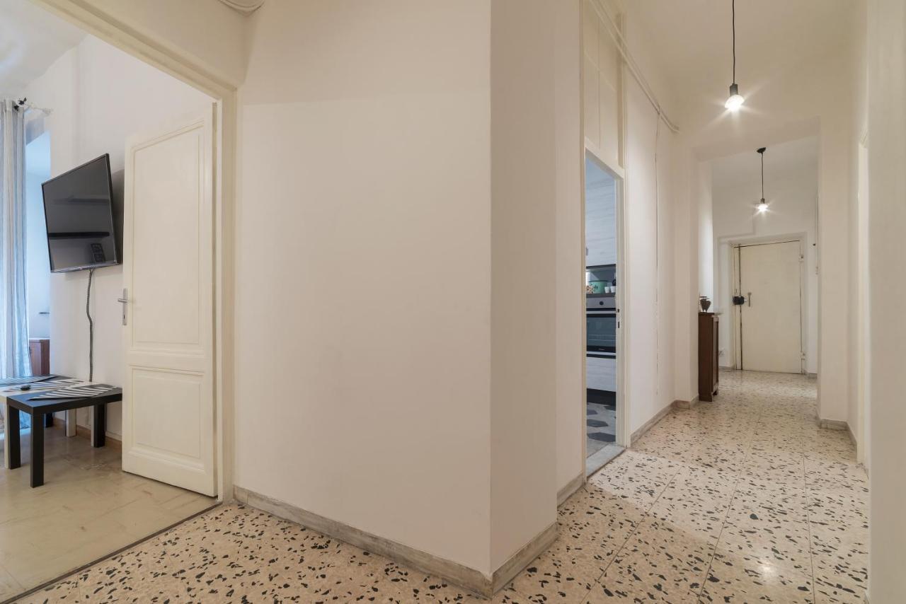 Ad Un Passo Da Borghese Roma