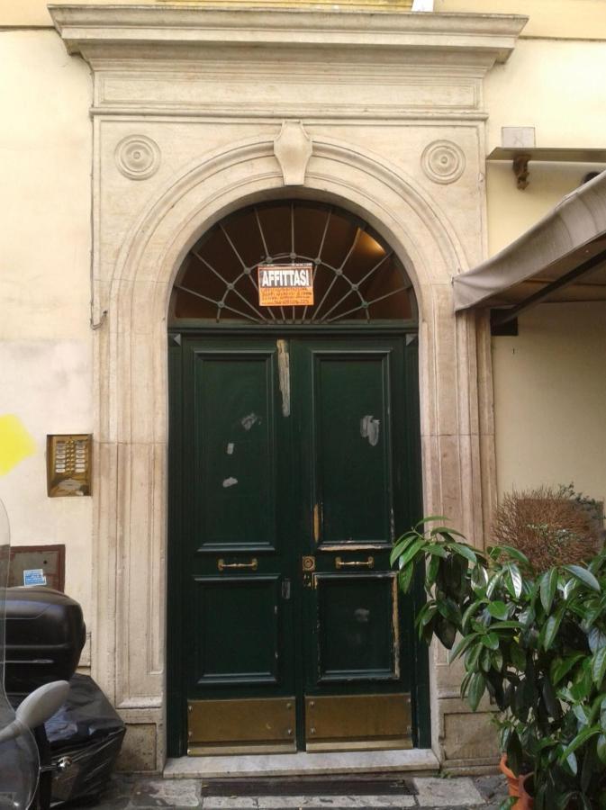 Piazza Barberini * Roma