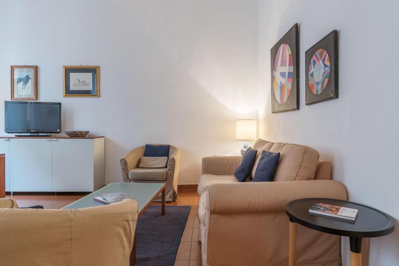 Apartment History And Modernity Meet By Fromhometorome