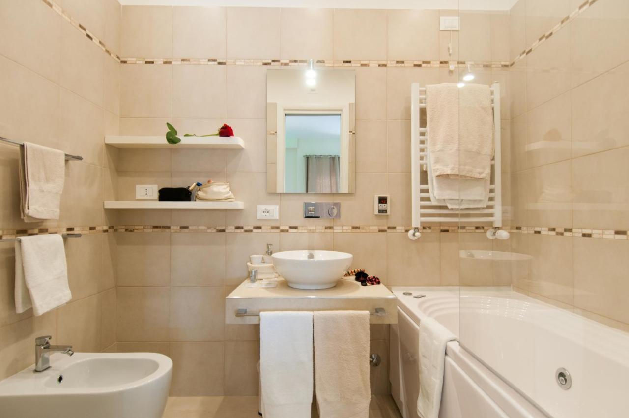 Tre Civette Sul Como Bed and breakfast Roma