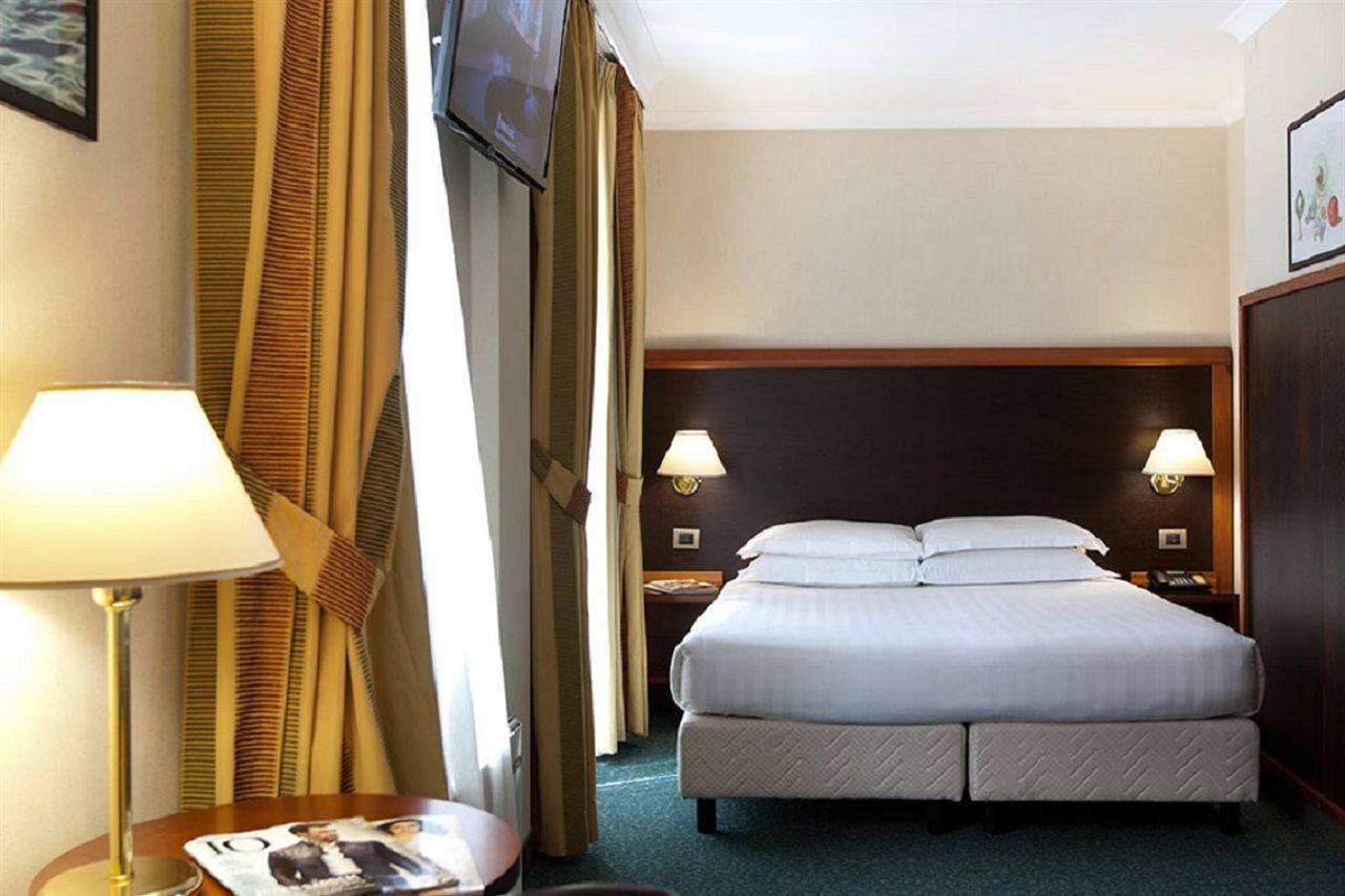 Hotel Smooth West 4*