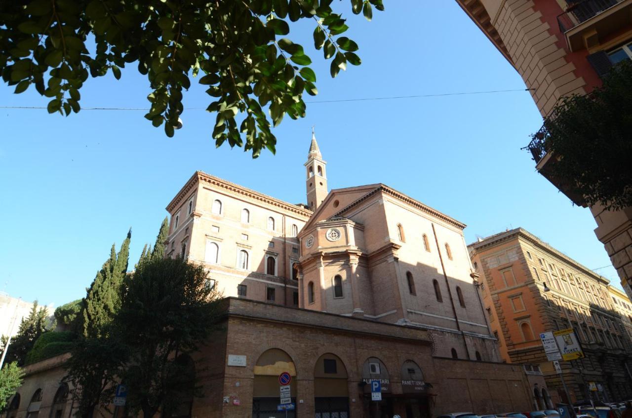 Casa S. Giuseppe Di Cluny * Roma
