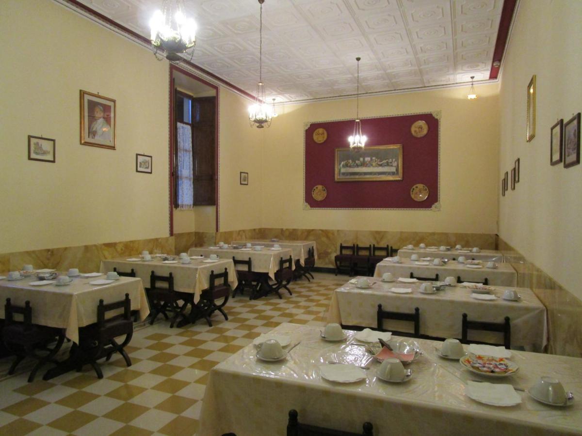 Casa S. Giuseppe Di Cluny Acomodação com café da manhã  *