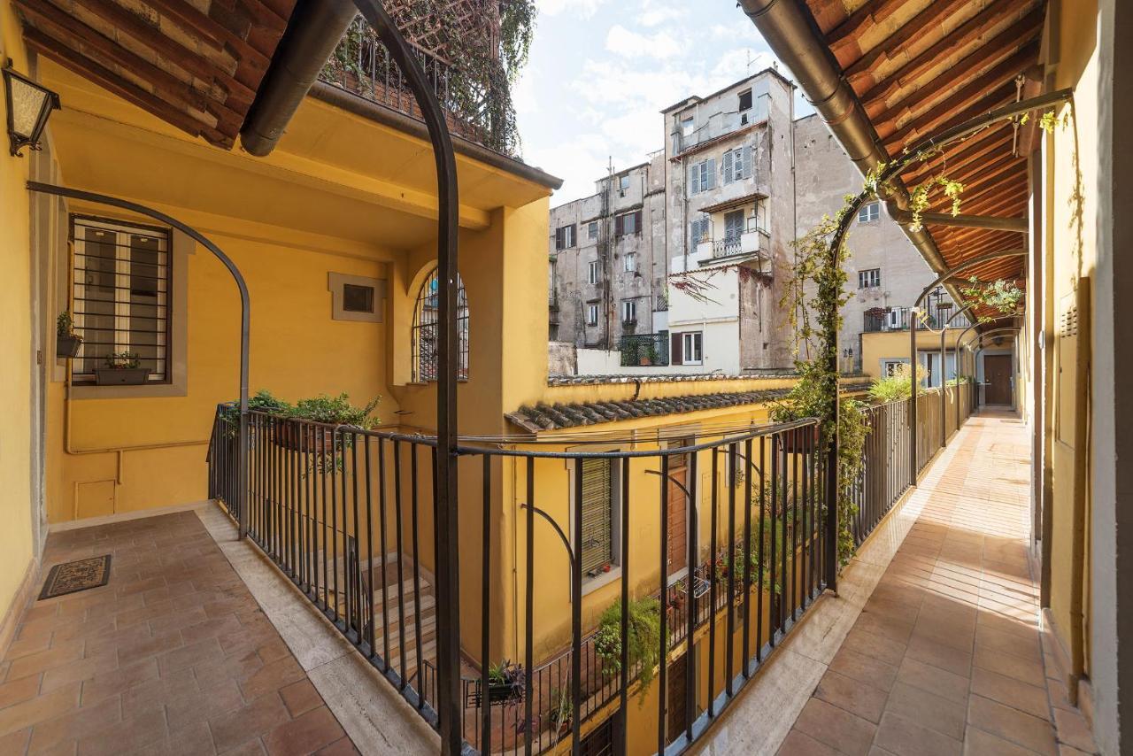 Amazing In Campo De Fiori - Air Conditioning - Free Wi-fi Appartamento