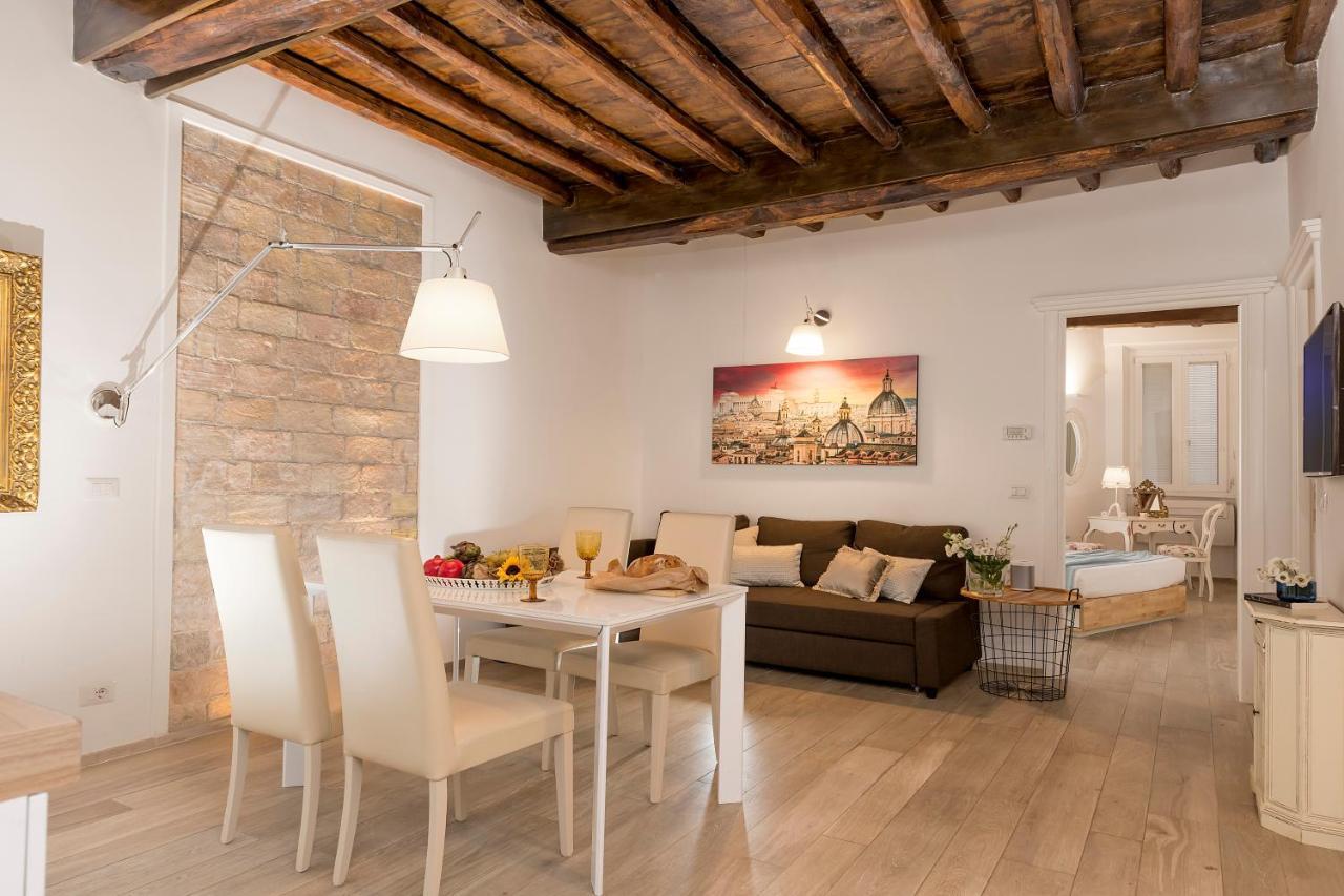 Chiavari Delux In Campo De Fiori Apartment