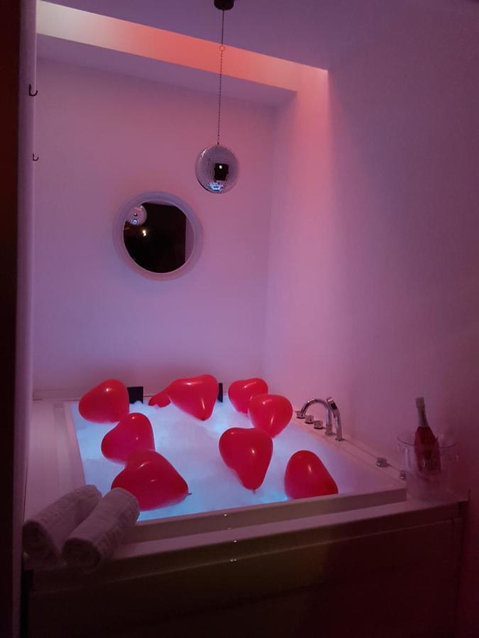 Lovers Excape - Adults Only Appartamento *