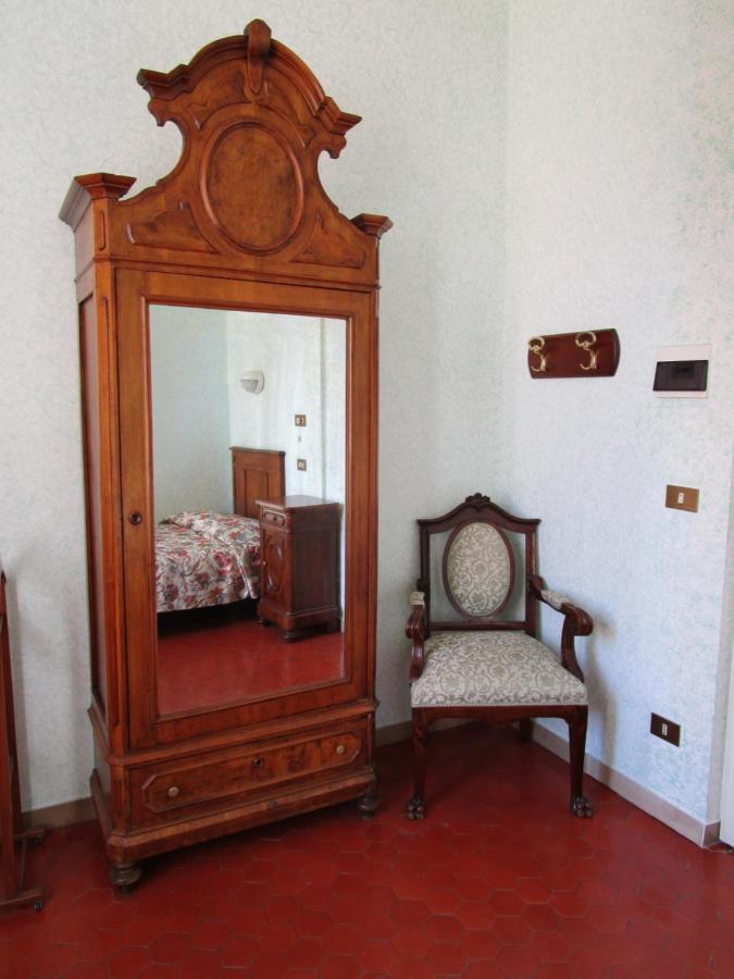 Casa S. Giuseppe Di Cluny Acomodação com café da manhã  *