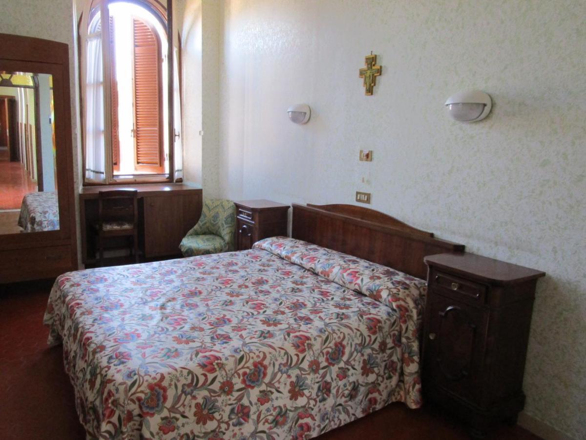 Acomodação com café da manhã  Casa S. Giuseppe Di Cluny