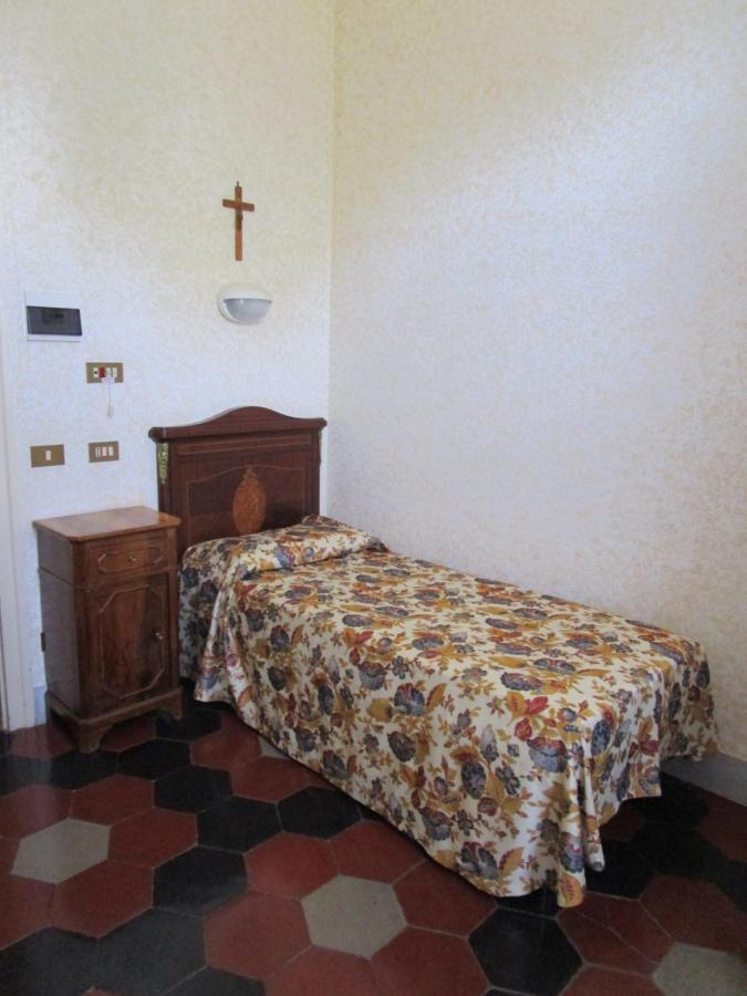 Acomodação com café da manhã  Casa S. Giuseppe Di Cluny Roma