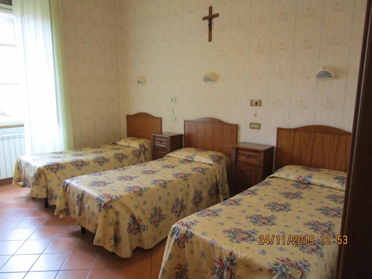 Casa S. Giuseppe Di Cluny Acomodação com café da manhã  *