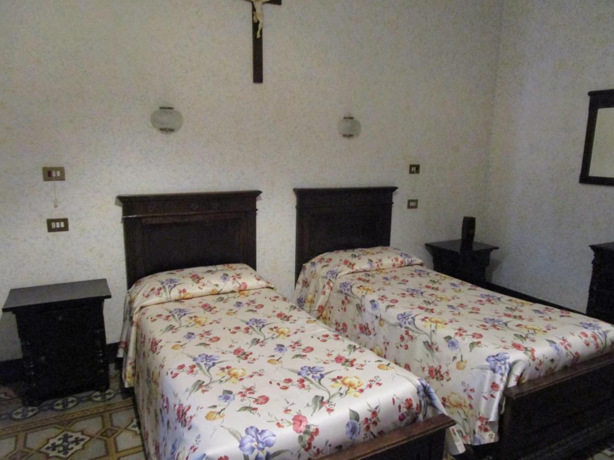 Acomodação com café da manhã  Casa S. Giuseppe Di Cluny Roma