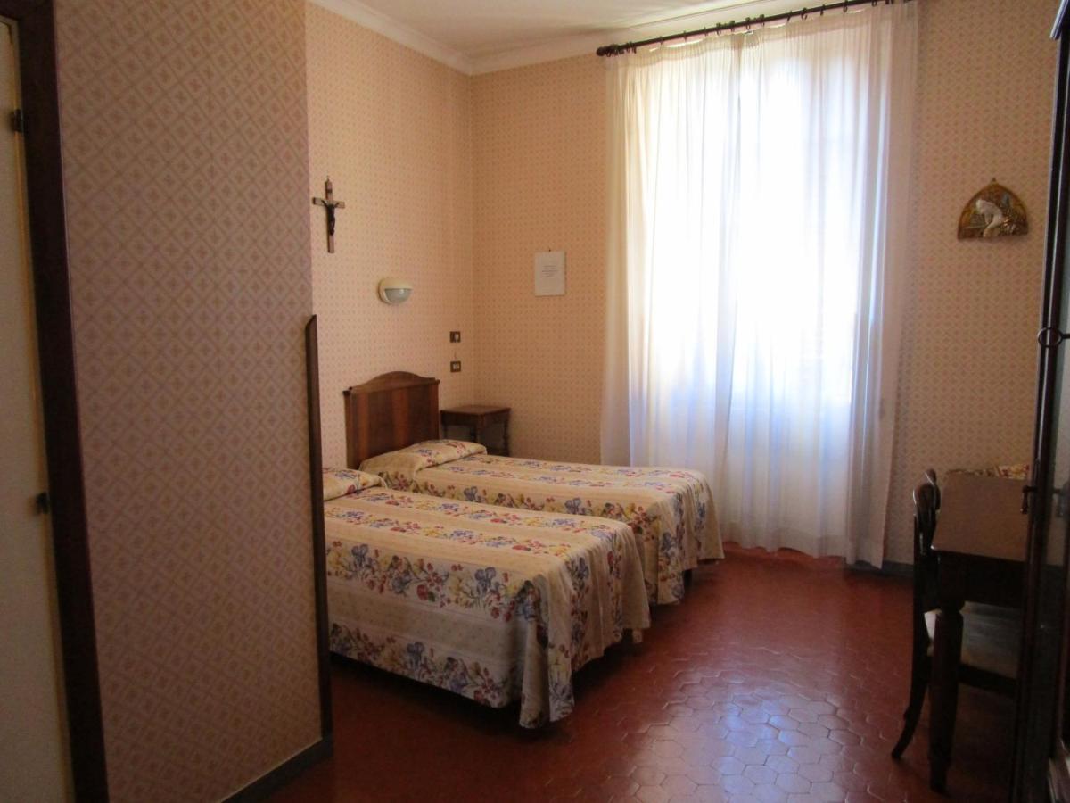 Acomodação com café da manhã  Casa S. Giuseppe Di Cluny