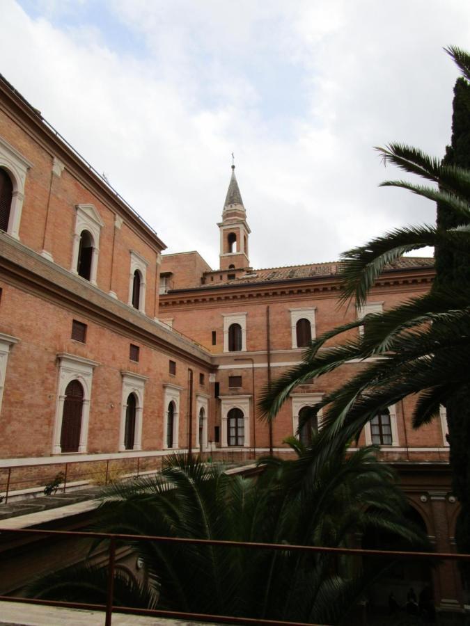 Casa S. Giuseppe Di Cluny Acomodação com café da manhã  *