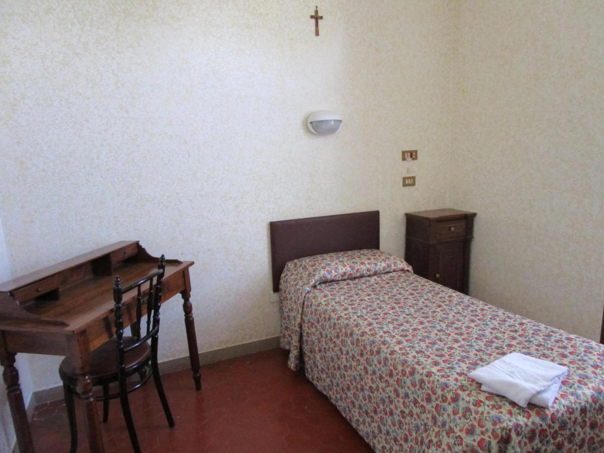 Casa S. Giuseppe Di Cluny *