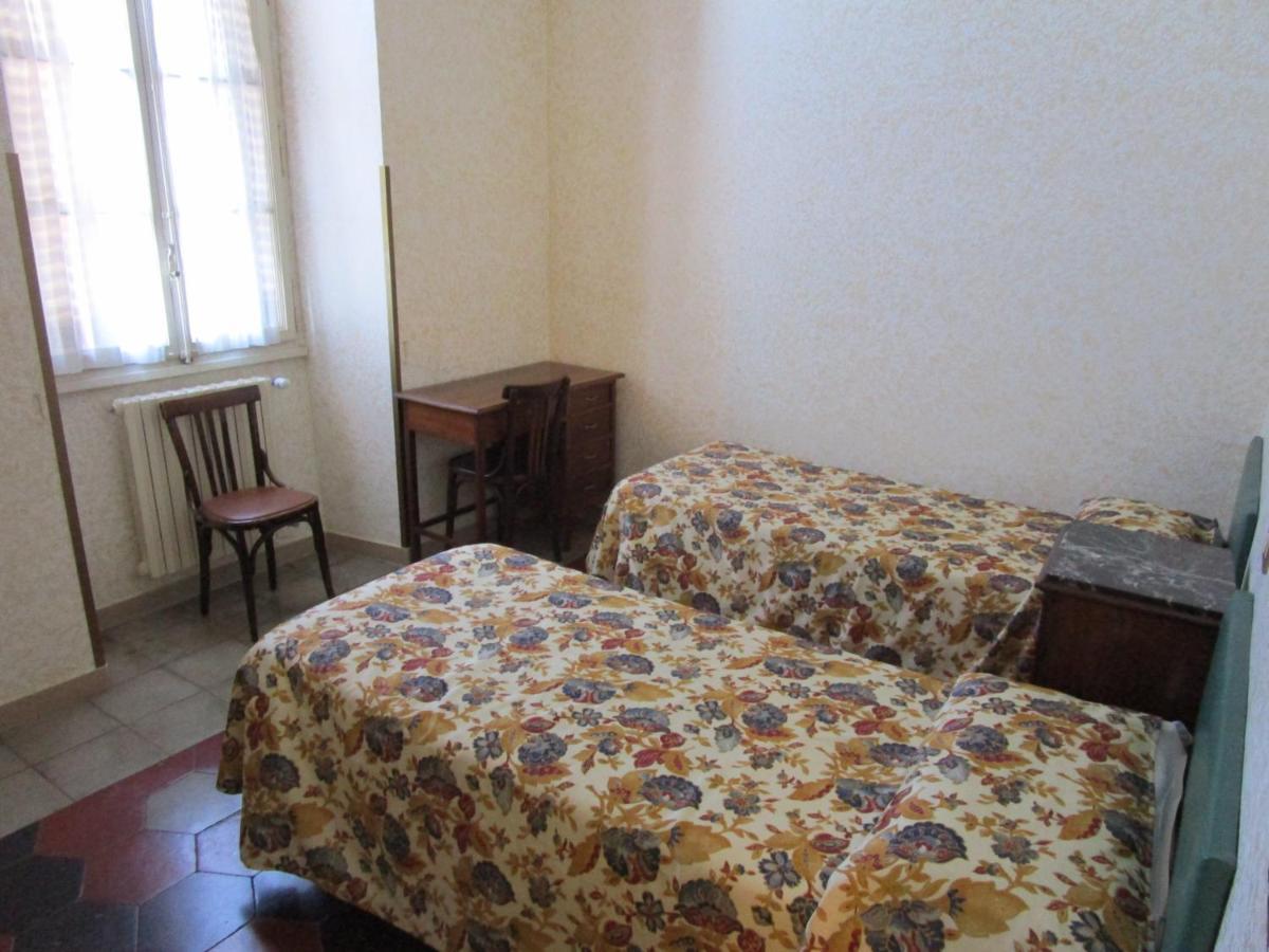Casa S. Giuseppe Di Cluny * Roma
