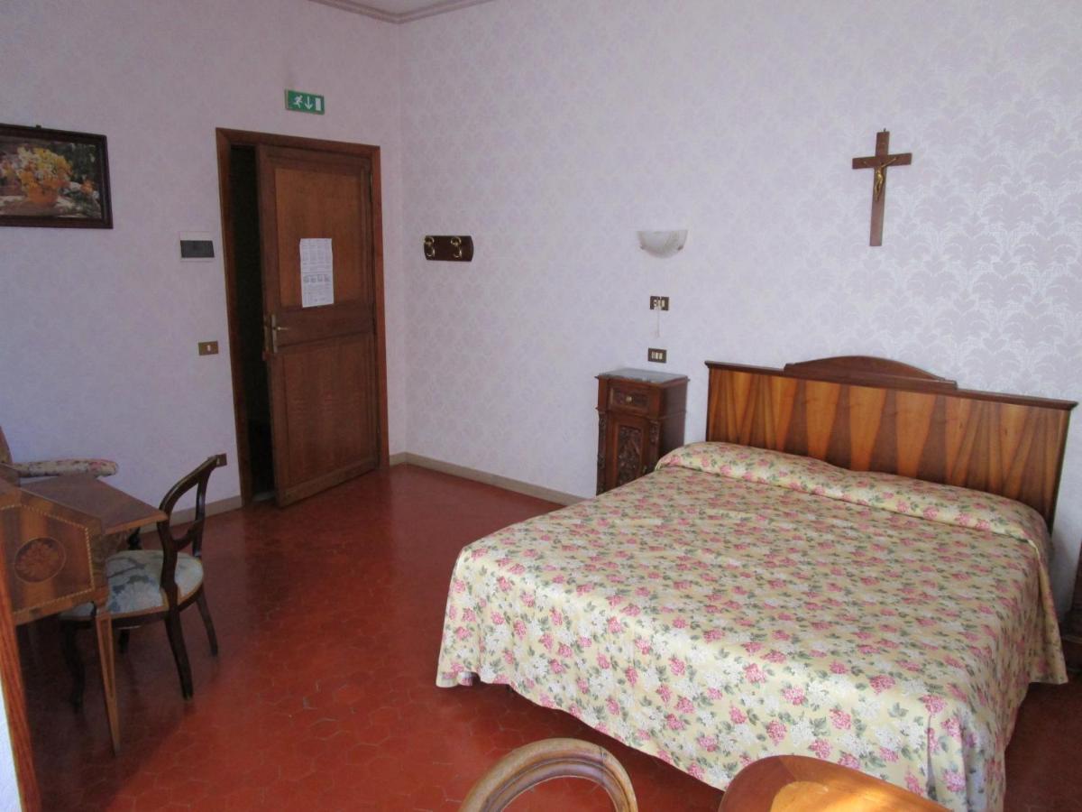 Casa S. Giuseppe Di Cluny Roma