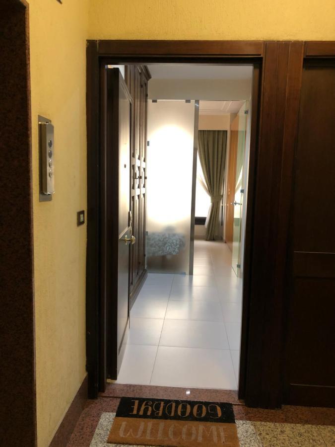 Visconti Apartment. * Roma