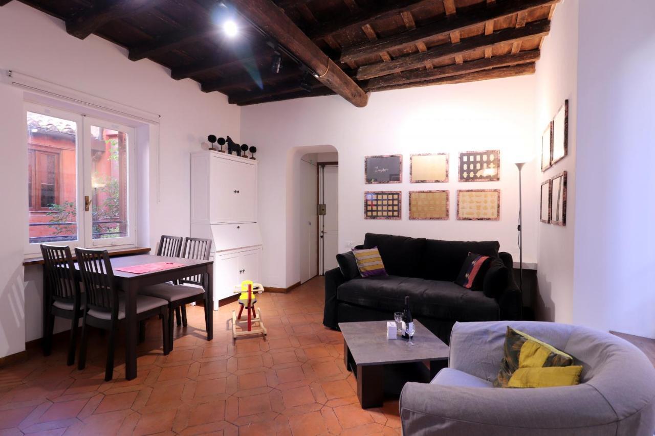 Lovely Navona Apartment