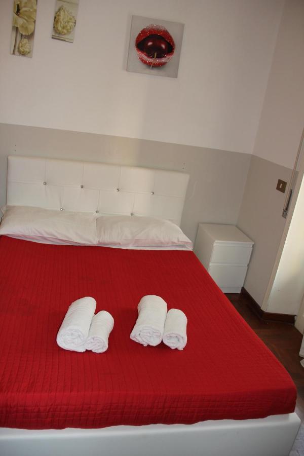Domus Vatican Holiday's Bed and breakfast