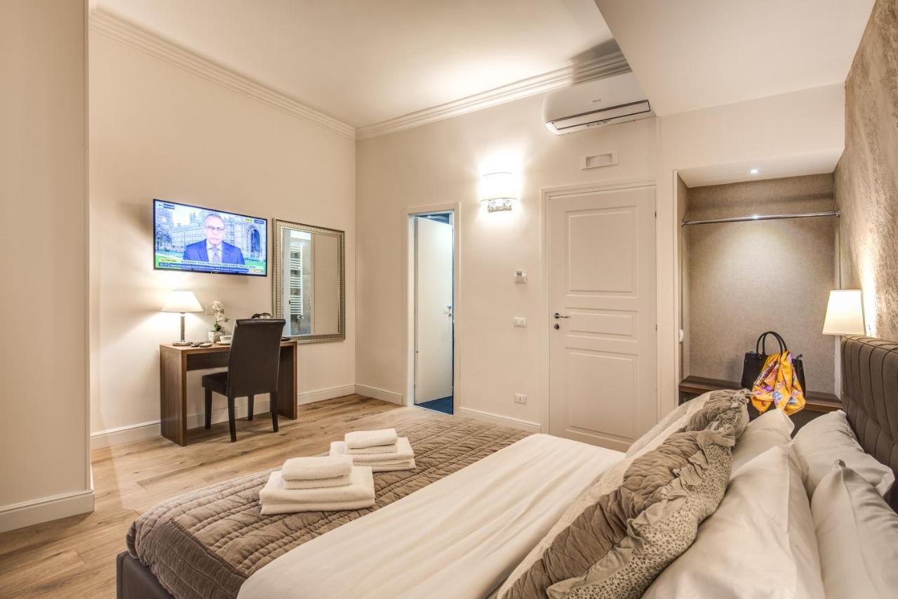 River Luxury Roma
