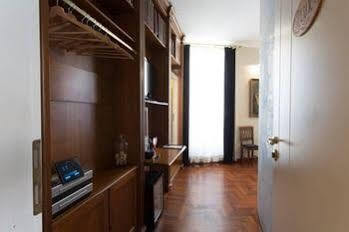 Golden Piazza Di Spagna Casa de hóspedes 3*