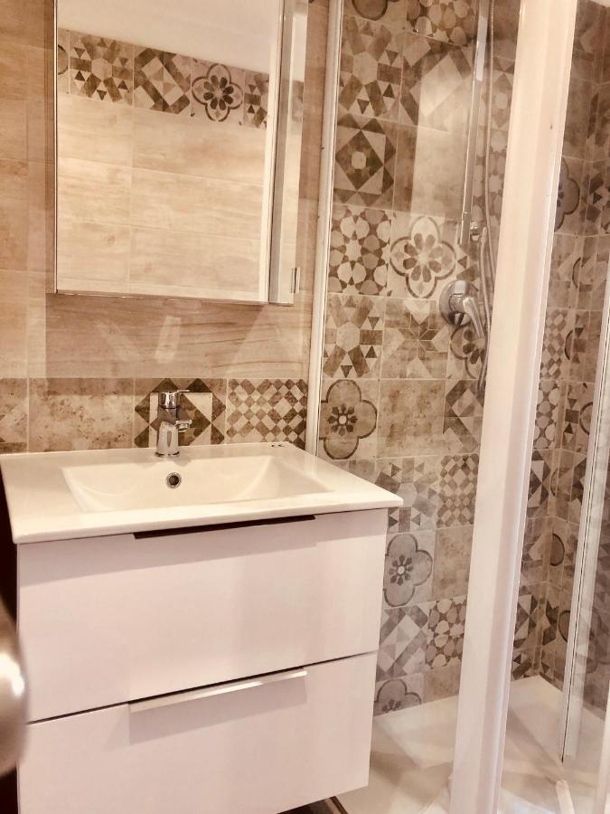 Apartamento Heart Of Vatican Deluxe New 1gb Wifi Roma