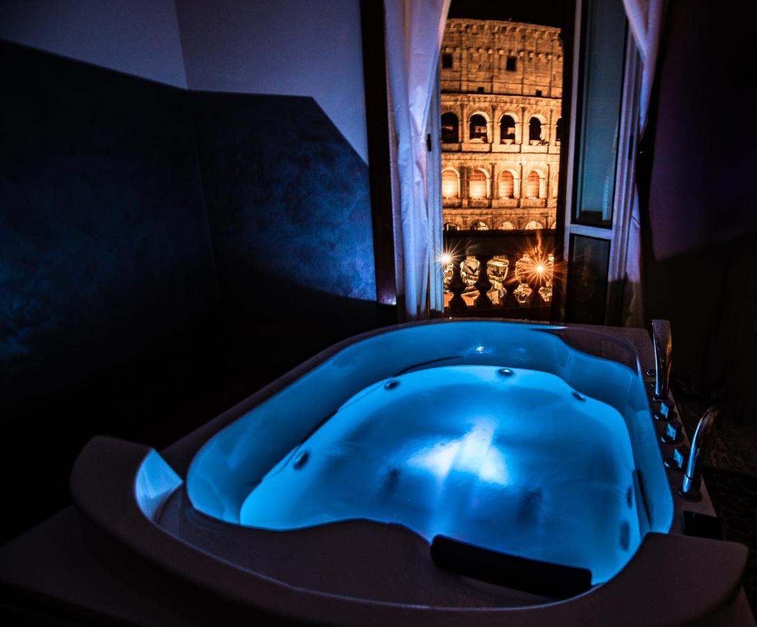 View Colosseo From Jacuzzi Apartment *