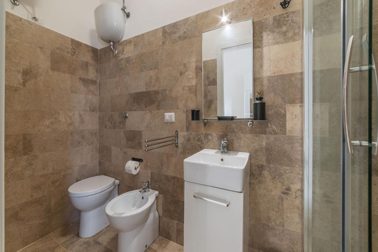 Colosseo & Colle Oppio Cozy Apartamento *