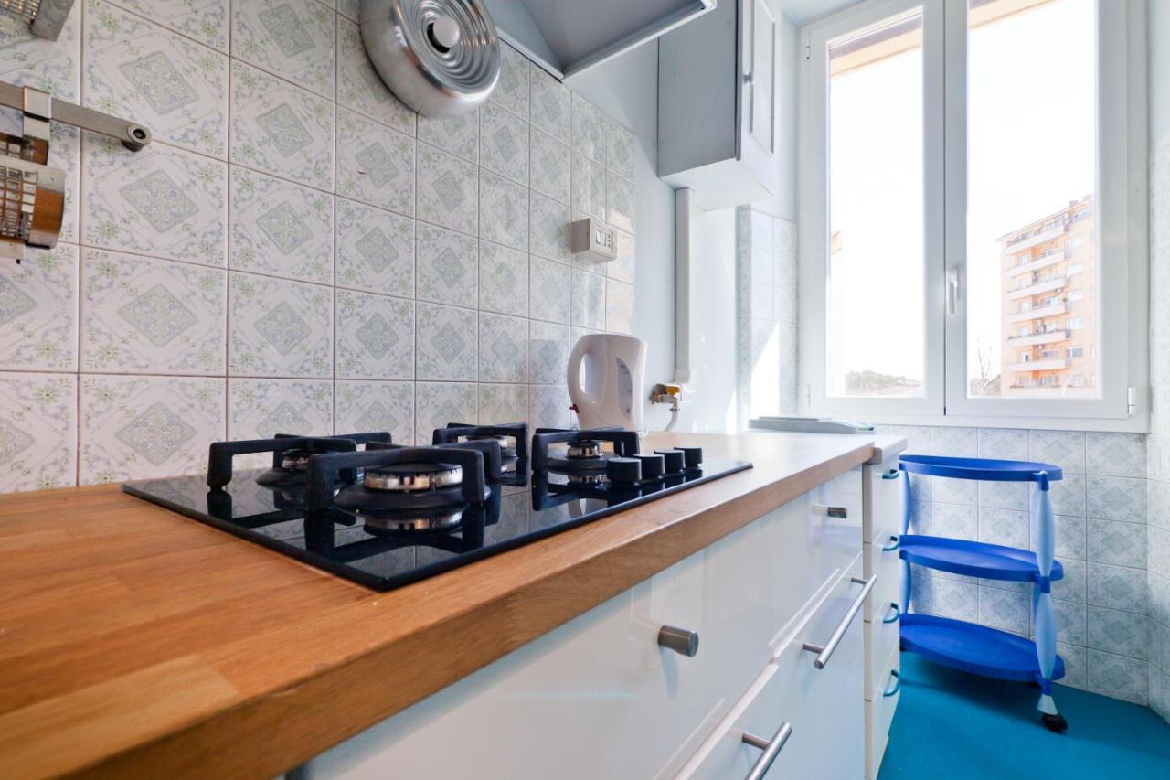 Porta Portese Colorful Flat Roma