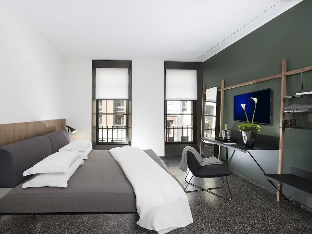 Royal Bissolati Hotel 4*