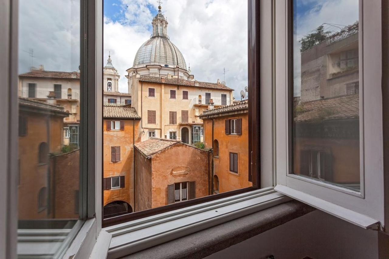 Apartment Via Del Teatro Pace