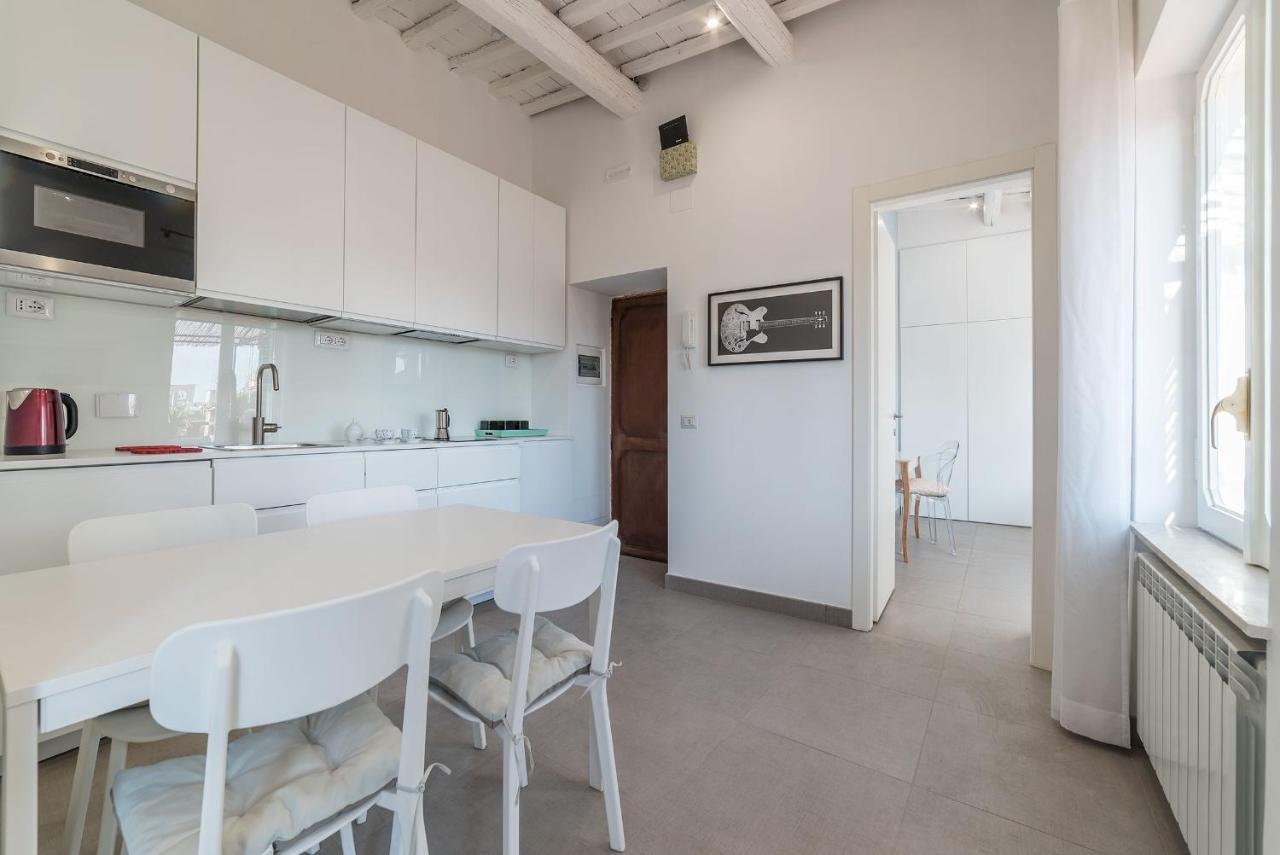 Piazza Navona Panoramic Penthouse * Roma