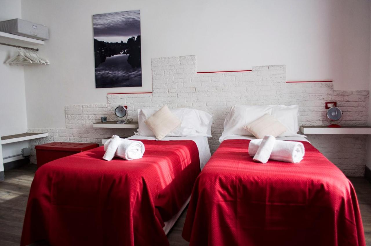 Relais Cola Di Rienzo Bed & Breakfast 3*