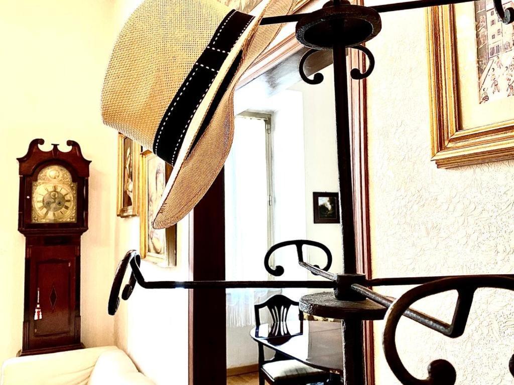 Traditional Style In The Center Apartment