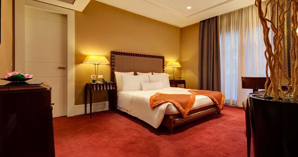 Grand Via Veneto Hotel