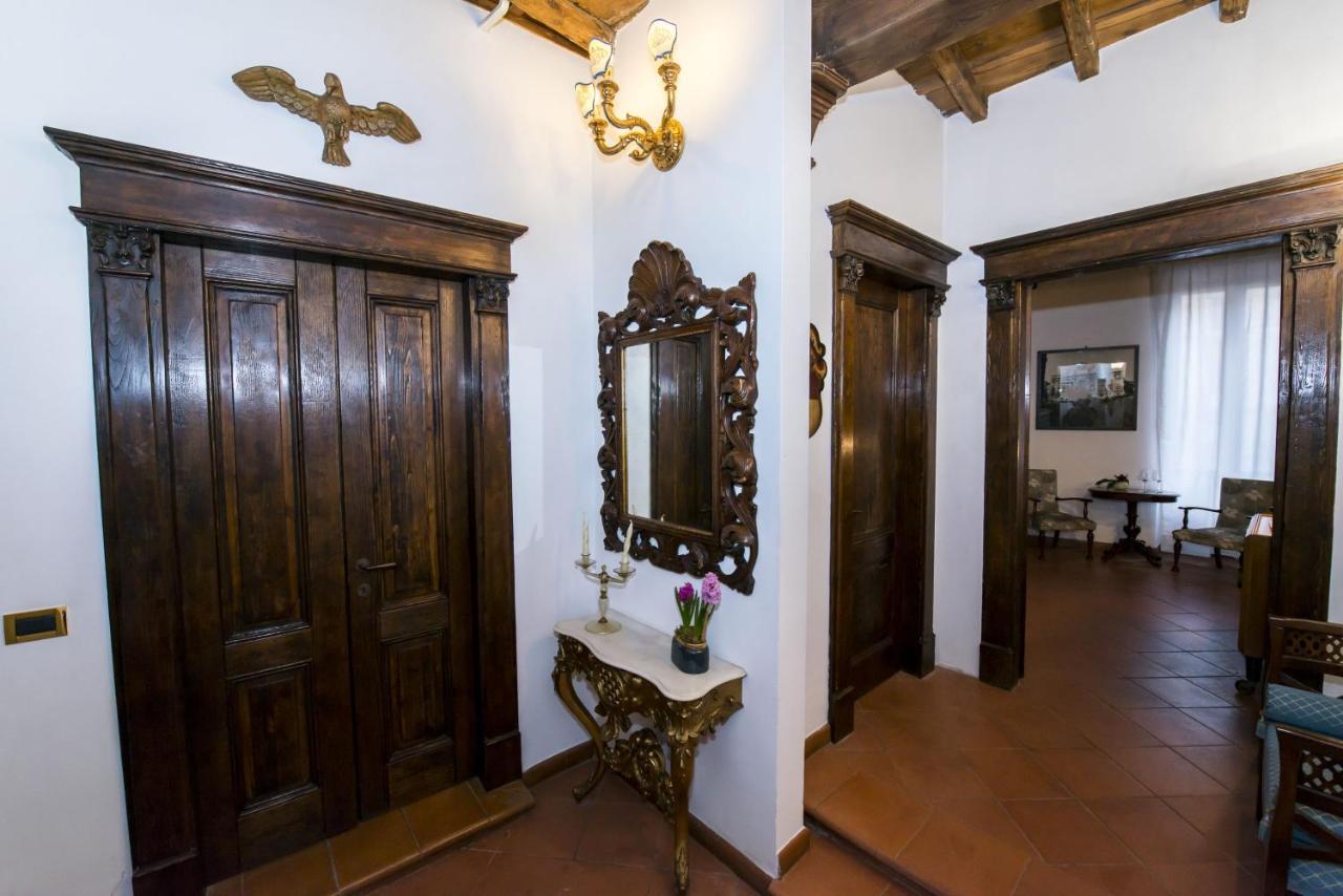 Residenze Romanae - Vicolo Dell'aquila Gjestgiverier Roma