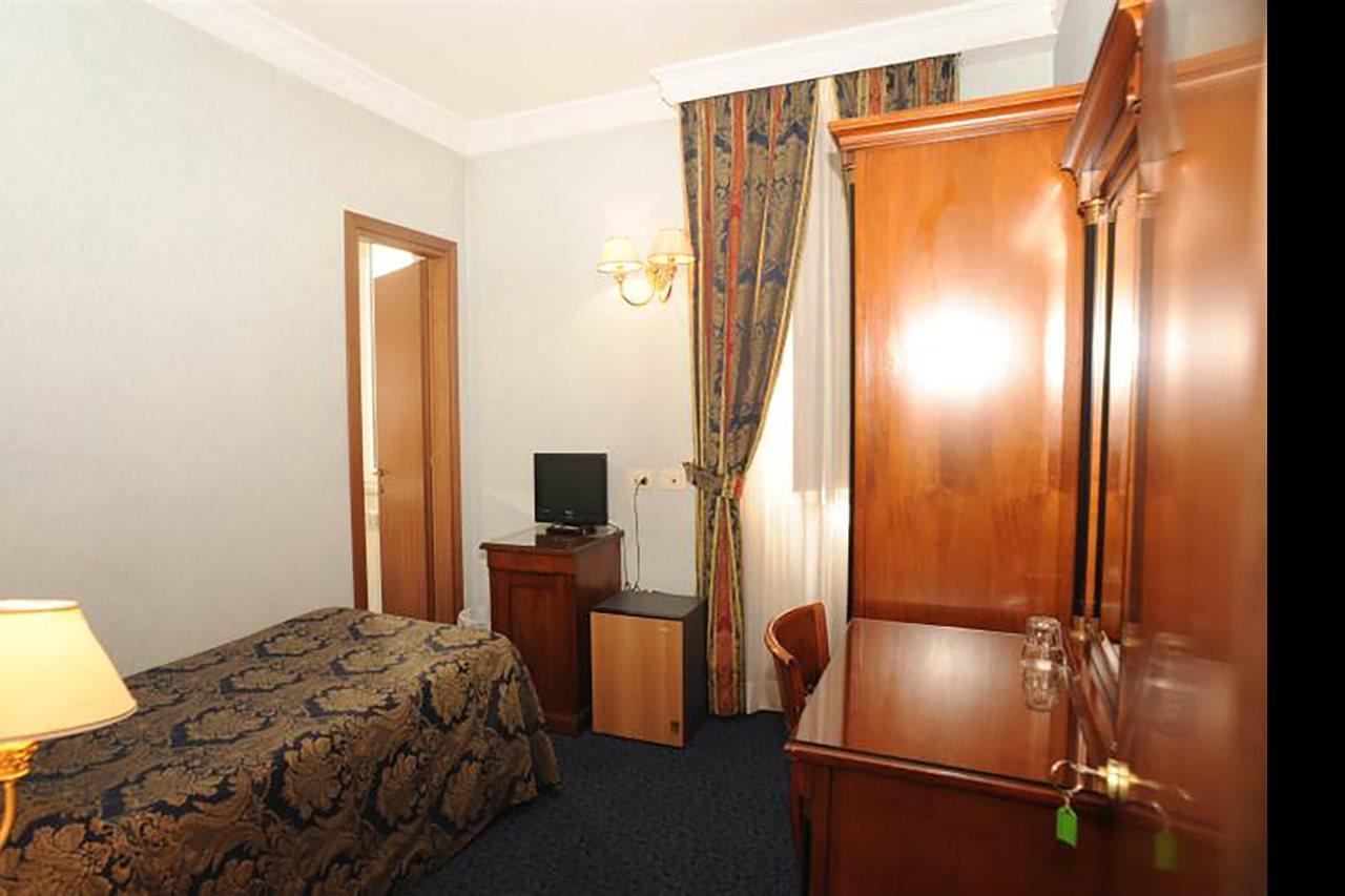 Silva 3* Roma