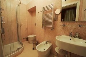 69 Manin Street Guest house