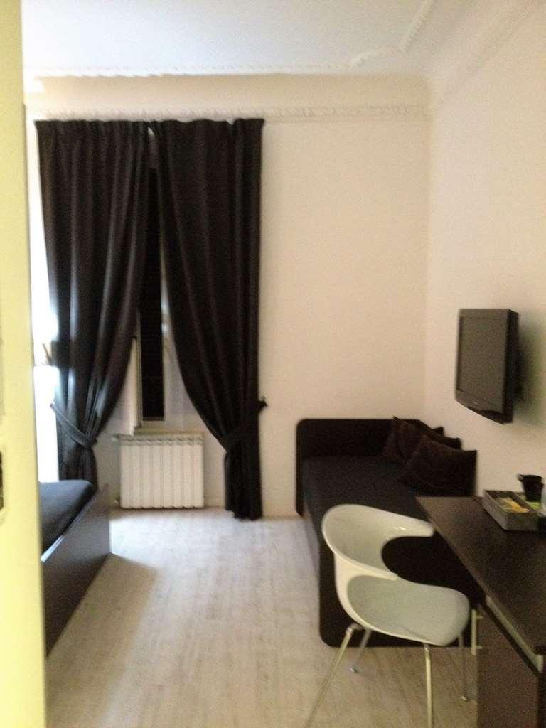 Chroma Italy - Chroma Tessera 2* Rome