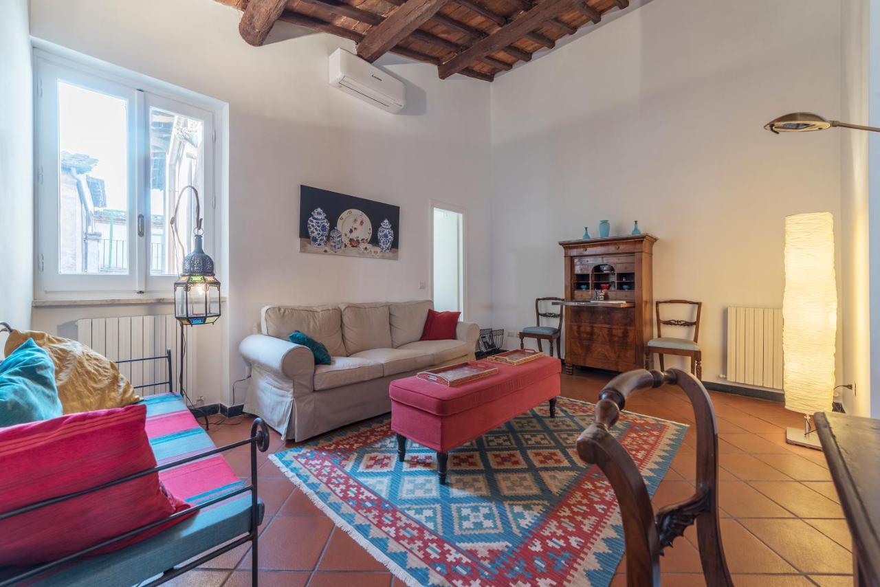 Three Bedrooms In World-famous Via Giulia - Fromhometorome Roma