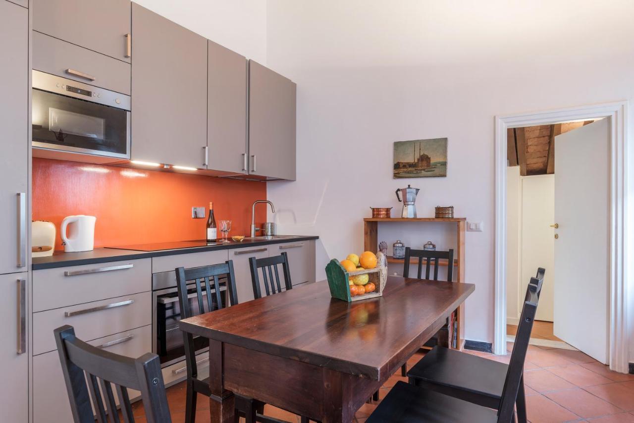 Three Bedrooms In World-famous Via Giulia - Fromhometorome * Roma