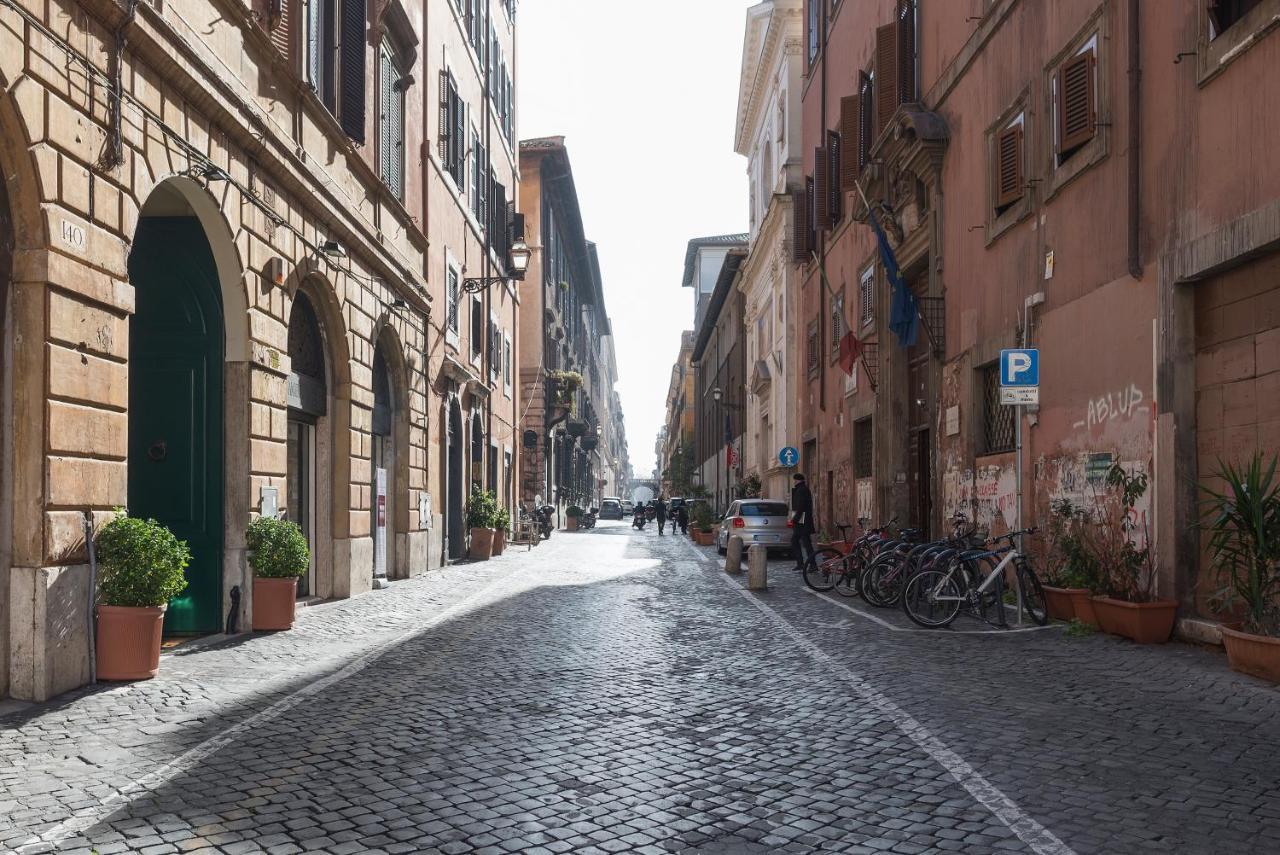 Appartamento Three Bedrooms In World-famous Via Giulia - Fromhometorome