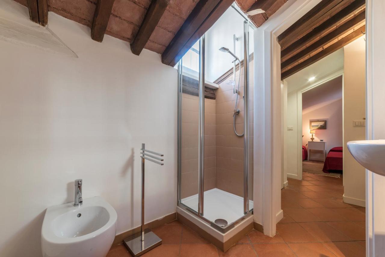 Three Bedrooms In World-famous Via Giulia - Fromhometorome Appartamento Roma