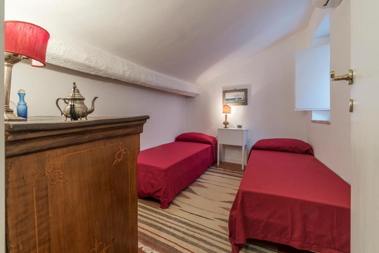 Three Bedrooms In World-famous Via Giulia - Fromhometorome * Roma
